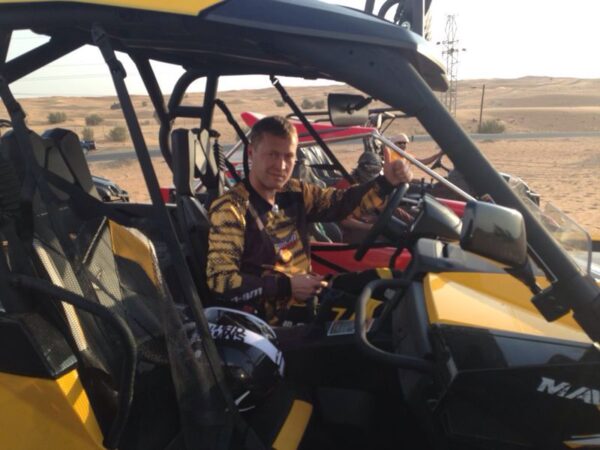 SPMoto_Dubai_Desert_training-camp-2013-2-600x450