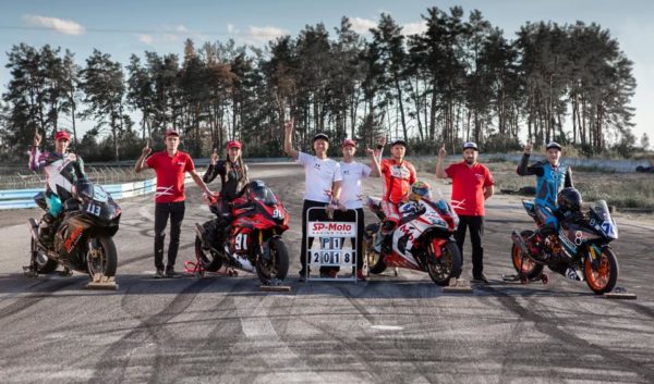 SP-Moto-Racing-team_Champion-of-Ukraine-2018-600x353